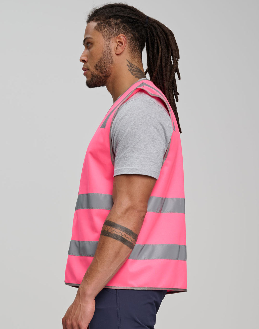AIW SW43 safety vest with shoulder tapes
